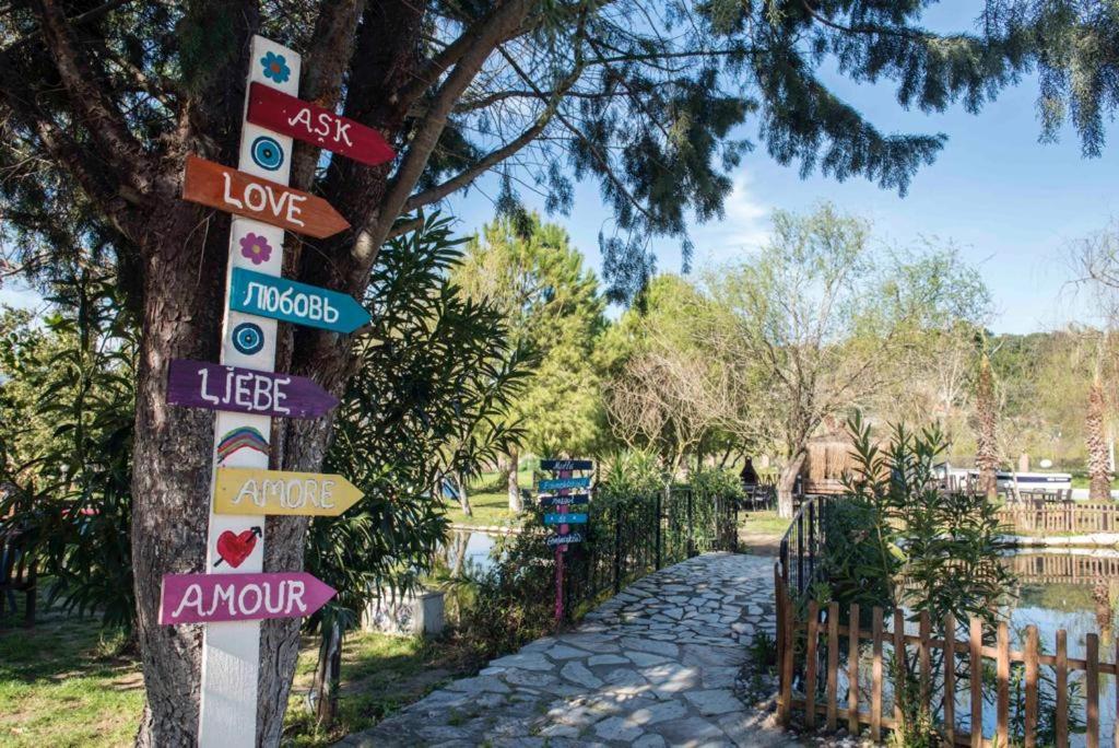 Otantik Tas Ev B&B