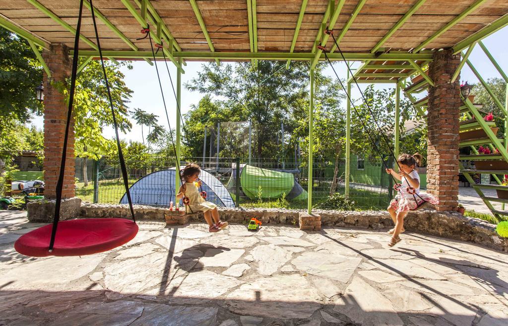 Otantik Tas Ev B&B